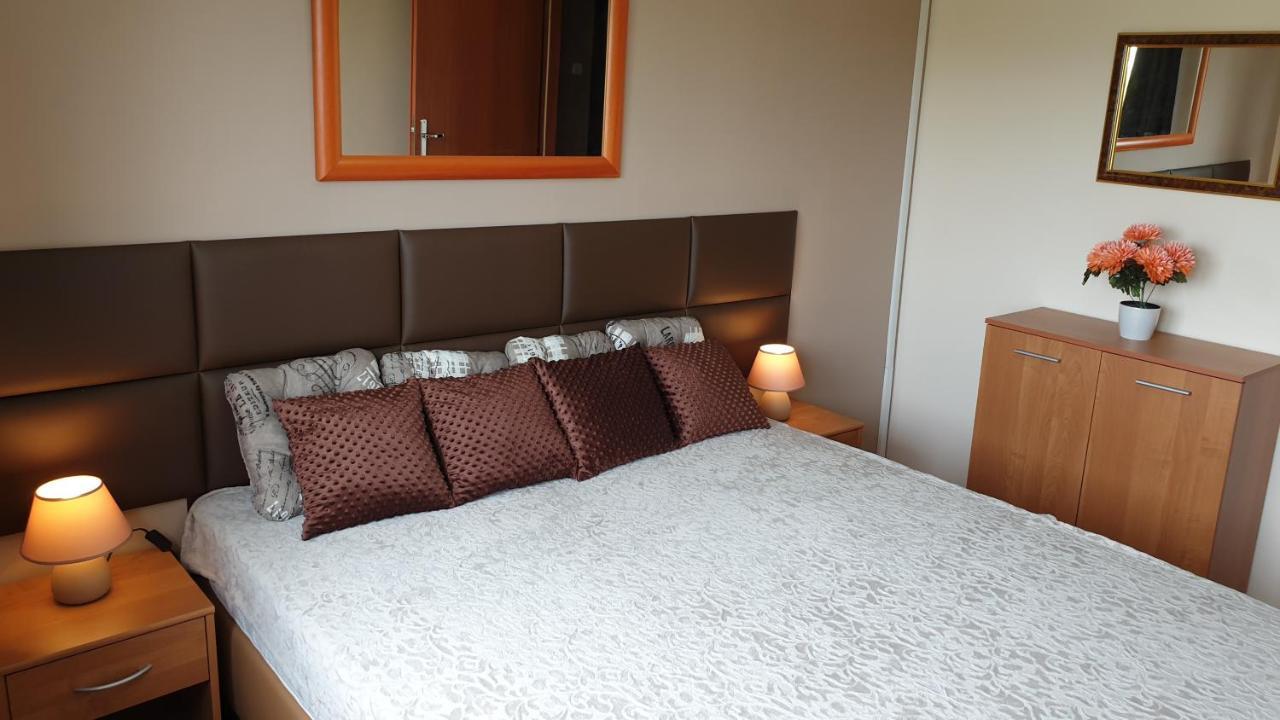 Apartamenty Podzamcze Walbrzych Ngoại thất bức ảnh